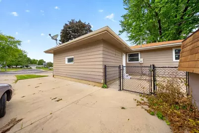 402 Sunset Court NE, Stewartville, MN 55976 - Photo 38