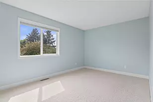 5686 Otter View Trail, White Bear Lake, MN 55110 - Photo 10