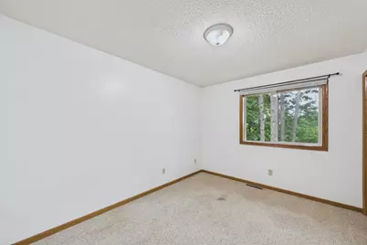 7018 43rd Street N, Oakdale, MN 55128 - Photo 14