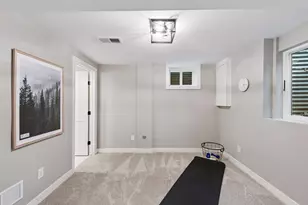 18065 Berry Ln, Wayzata, MN 55391 - Photo 44