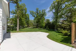 4717 Meadow Rd, Edina, MN 55424 - Photo 76