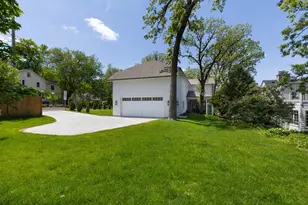 4717 Meadow Rd, Edina, MN 55424 - Photo 76