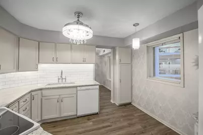 14501 Atrium Way #225, Minnetonka, MN 55345 - Photo 4