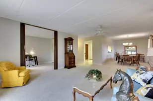 10401 Cedar Lake Rd, Minnetonka, MN 55305 - Photo 6