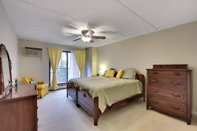 10401 Cedar Lake Road #301, Minnetonka, MN 55305 - Photo 8