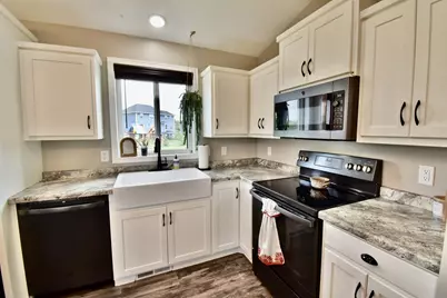 188 Lake Drive NE, Sauk Rapids, MN 56379 - Photo 6