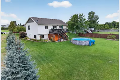 1214 6th Avenue NW, Perham, MN 56573 - Photo 8