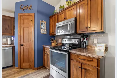 1214 6th Avenue NW, Perham, MN 56573 - Photo 20