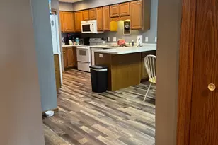 614 Raymond St, Somerset, WI 54025 - Photo 4