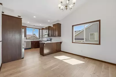 1121 Yellowstone Avenue, Saint Cloud, MN 56303 - Photo 6