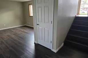 2227 Castlewood Dr, Worthington, MN 56187 - Photo 22