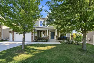 18625 43rd Ave N, Plymouth, MN 55446 - Photo 2
