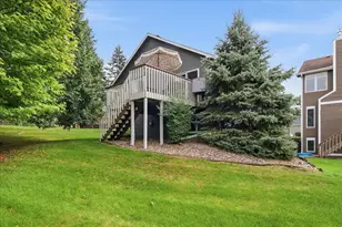15402 Sussex Dr, Minnetonka, MN 55345 - Photo 34