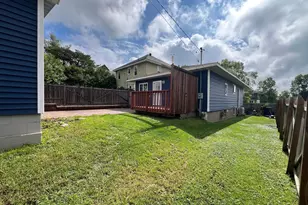 719 Garfield St, Eveleth, MN 55734 - Photo 32