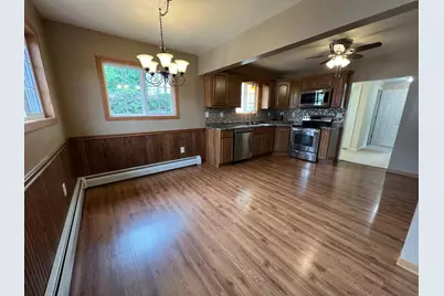 719 Garfield St, Eveleth, MN 55734 - Photo 12