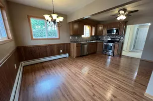 719 Garfield St, Eveleth, MN 55734 - Photo 12