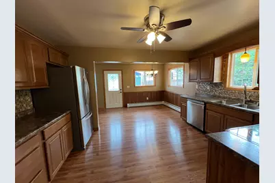 719 Garfield St, Eveleth, MN 55734 - Photo 8