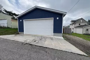 719 Garfield St, Eveleth, MN 55734 - Photo 34