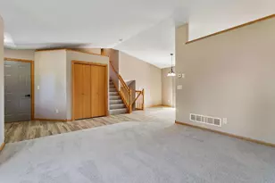 805 Pond View Ct, Braham, MN 55006 - Photo 10