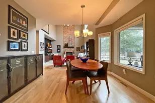 6560 Shadow Ln, Chanhassen, MN 55317 - Photo 14