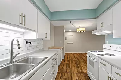7318 W 22nd Street #111, Saint Louis Park, MN 55426 - Photo 10