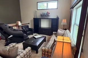 15392 Farnham Ave N, Hugo, MN 55038 - Photo 8