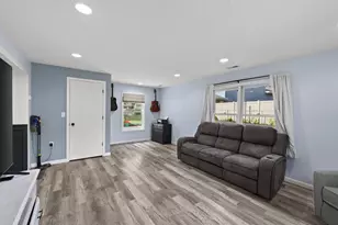 3498 Midland Ct, White Bear Lake, MN 55110 - Photo 16