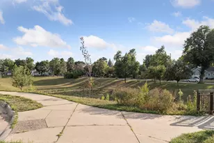 1918 Quincy St NE, Minneapolis, MN 55418 - Photo 40