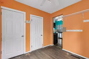 1918 Quincy St NE, Minneapolis, MN 55418 - Photo 18
