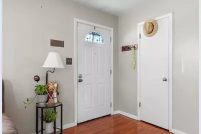 1523 Old Hudson Road, Saint Paul, MN 55106 - Photo 4