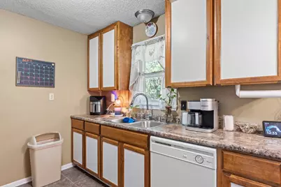 1523 Old Hudson Road, Saint Paul, MN 55106 - Photo 10