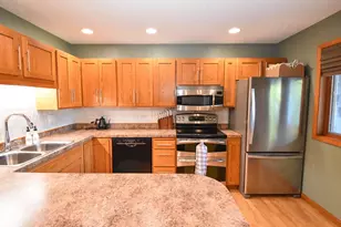 606 37 Ave S, Moorhead, MN 56560 - Photo 10