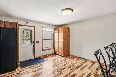 716 Conliffe Avenue SW, Faribault, MN 55021 - Photo 8