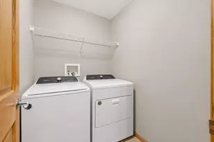 11631 Prospect Curve, Woodbury, MN 55129 - Photo 12