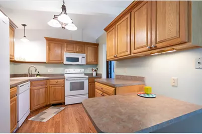 5600 Donegal Drive, Shoreview, MN 55126 - Photo 6