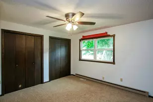240 Merrian St, Glencoe, MN 55336 - Photo 14