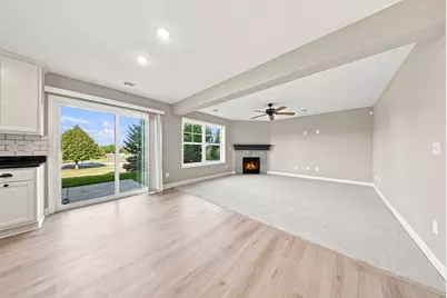 3278 Lakewood Trail, Woodbury, MN 55129 - Photo 2
