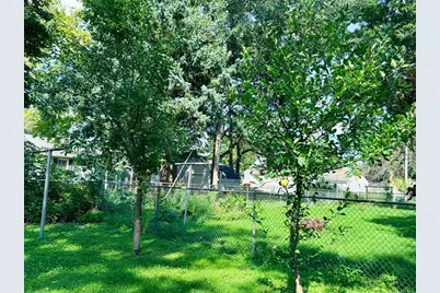 405 SE 15th Street SE, Austin, MN 55912 - Photo 10