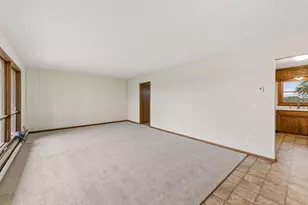 8775 Airport Rd, Waconia, MN 55387 - Photo 4