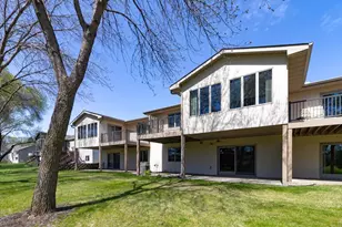 2224 Pinewood Dr, Shakopee, MN 55379 - Photo 32