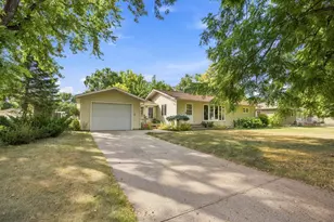 1017 Hartford St, Hawley, MN 56549 - Photo 2