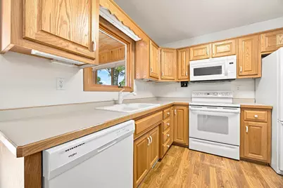 1017 Hartford Street, Hawley, MN 56549 - Photo 8