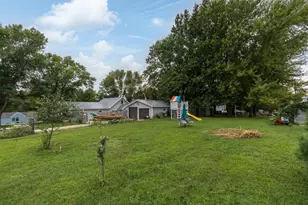 505 W North St, Kiester, MN 56051 - Photo 38