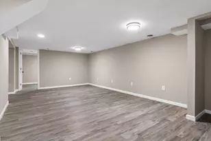 1976 Radatz Ave, Maplewood, MN 55109 - Photo 16