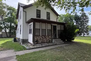 331 SW Park St, Luverne, MN 56156 - Photo 1
