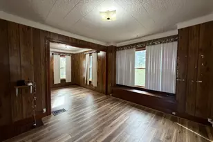 331 SW Park St, Luverne, MN 56156 - Photo 12