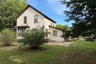 331 SW Park St, Luverne, MN 56156 - Photo 4