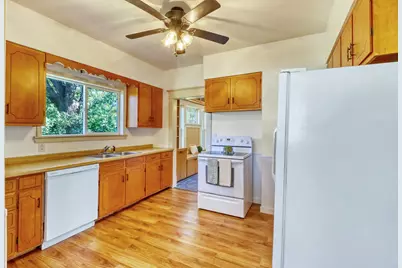 332 Oak Street, Detroit Lakes, MN 56501 - Photo 6