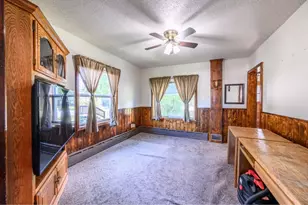 220 W Howard Ave, Keewatin, MN 55753 - Photo 2