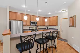 4828 Bisset Ln, Inver Grove Heights, MN 55076 - Photo 10